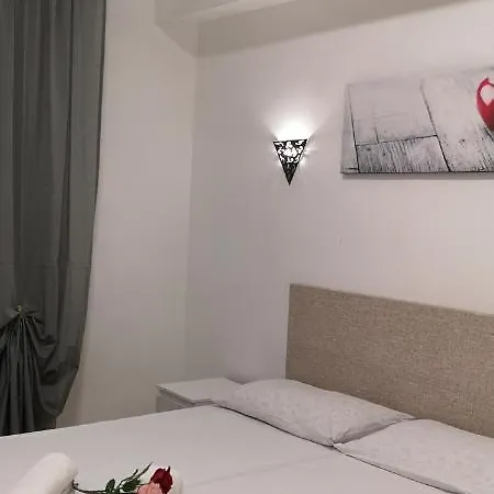 Romatermini13 Bed & Breakfast *